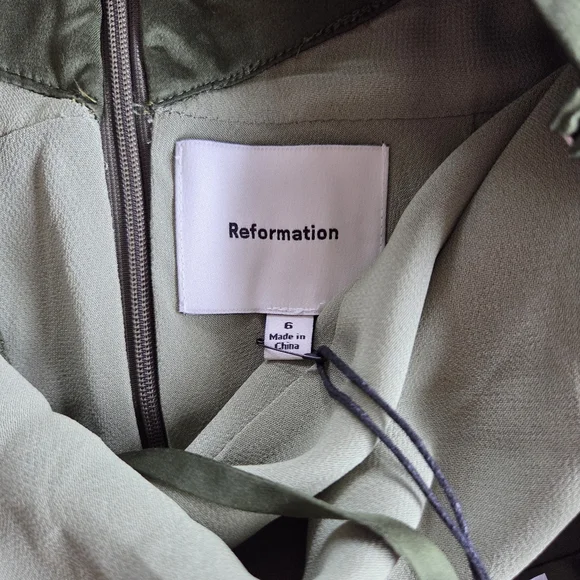 Reformation Jillian Silk Dress Size 6 NWT $350 Pear - Picture 6 of 13